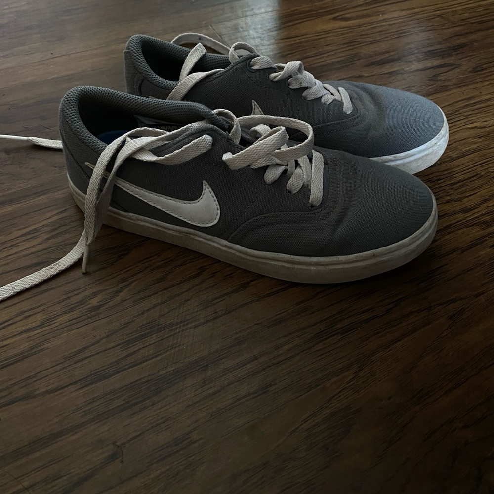 Women’s Nike sb check sneakers